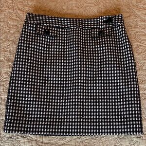 Ann Taylor Petites - Monochrome Houndstooth Pencil Skirt